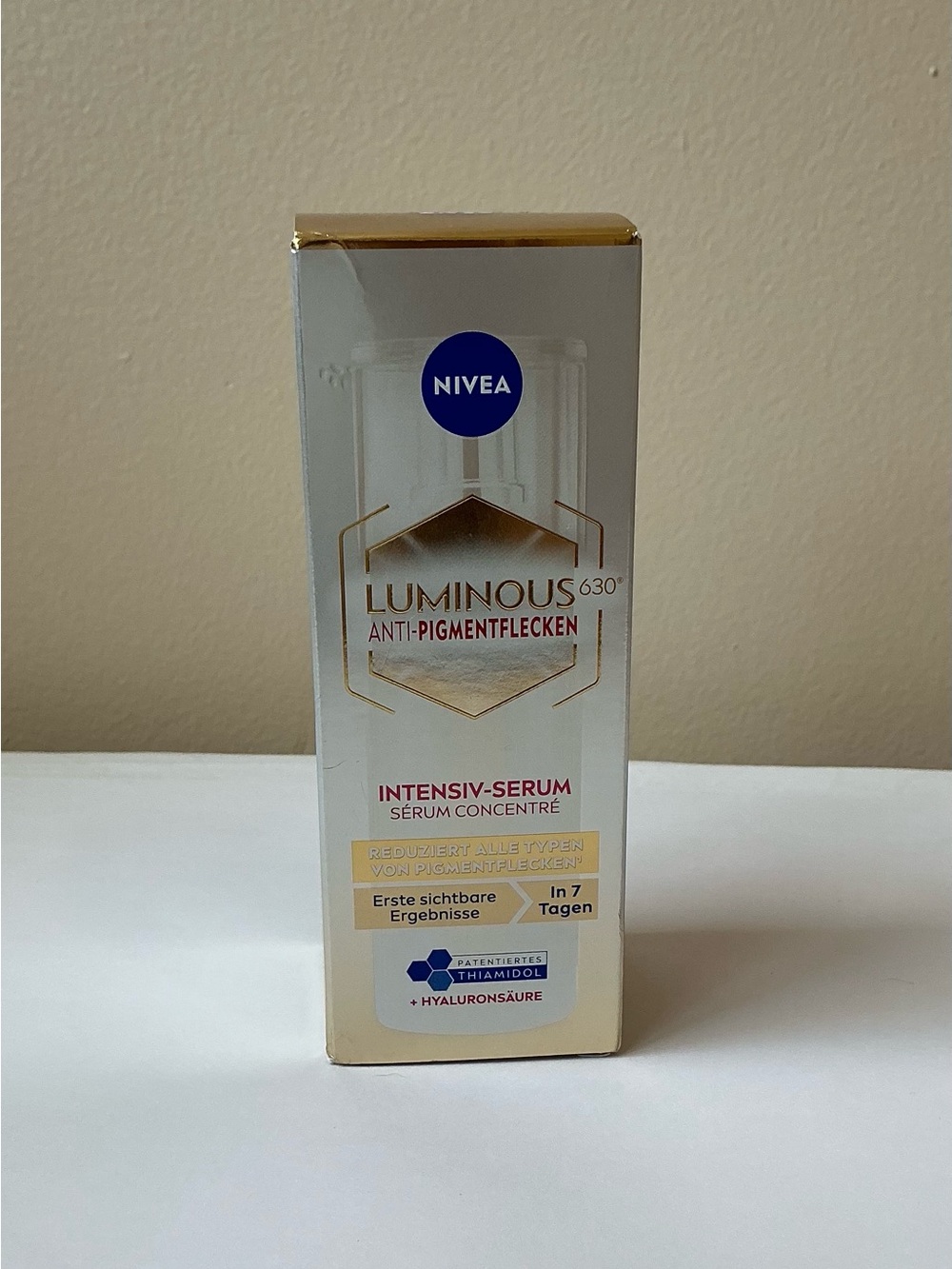 NIVEA Luminous 630 Anti Dark Spot Intensive Serum Thiamidol German Version
